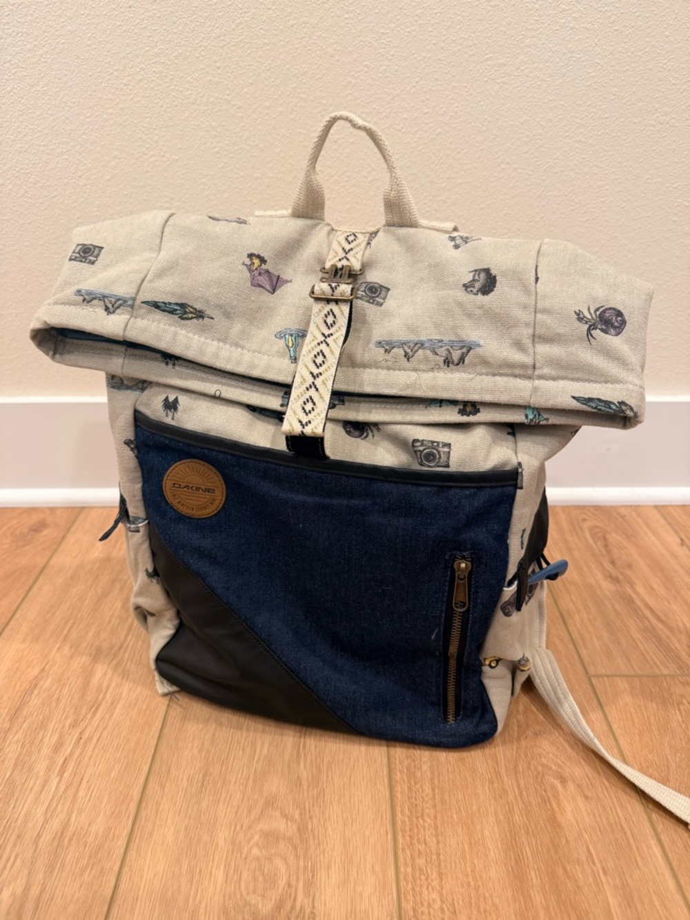 Dakine Canvas Roll-Top Backpack in Cream & Navy
